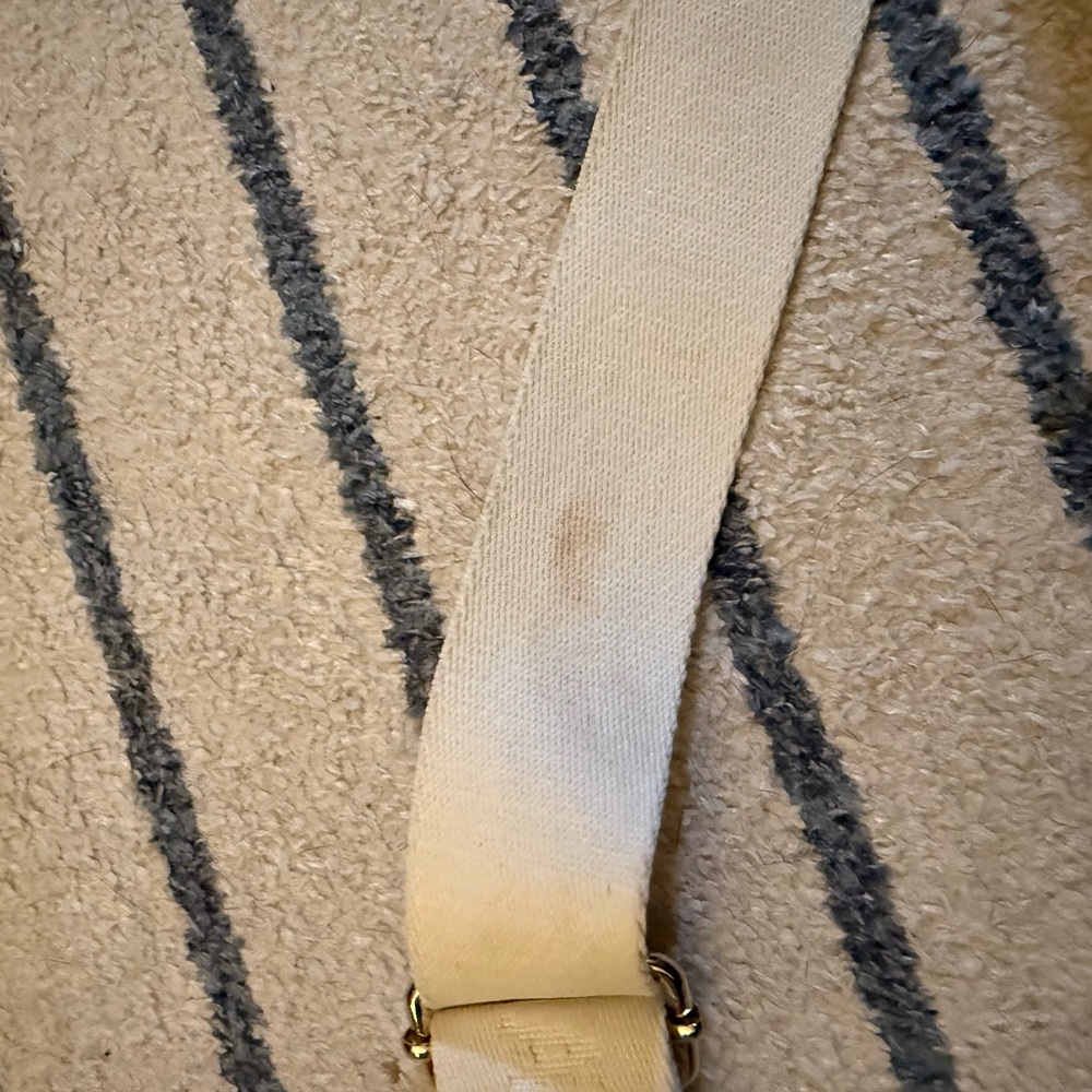 Steve Madden Quilted Blue Crossbody Bag - Picture 2 of 2